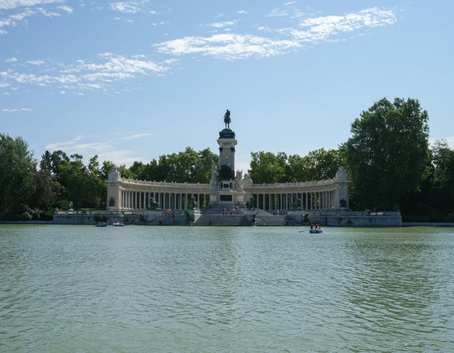 Vijver in een park in Madrid